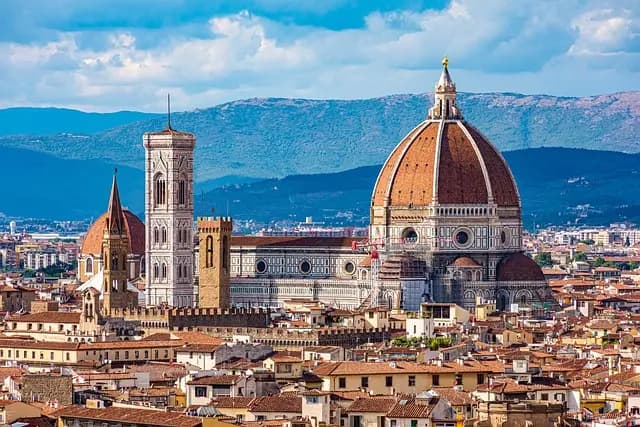 Les 10 plus belles places publiques à visiter dans le monde