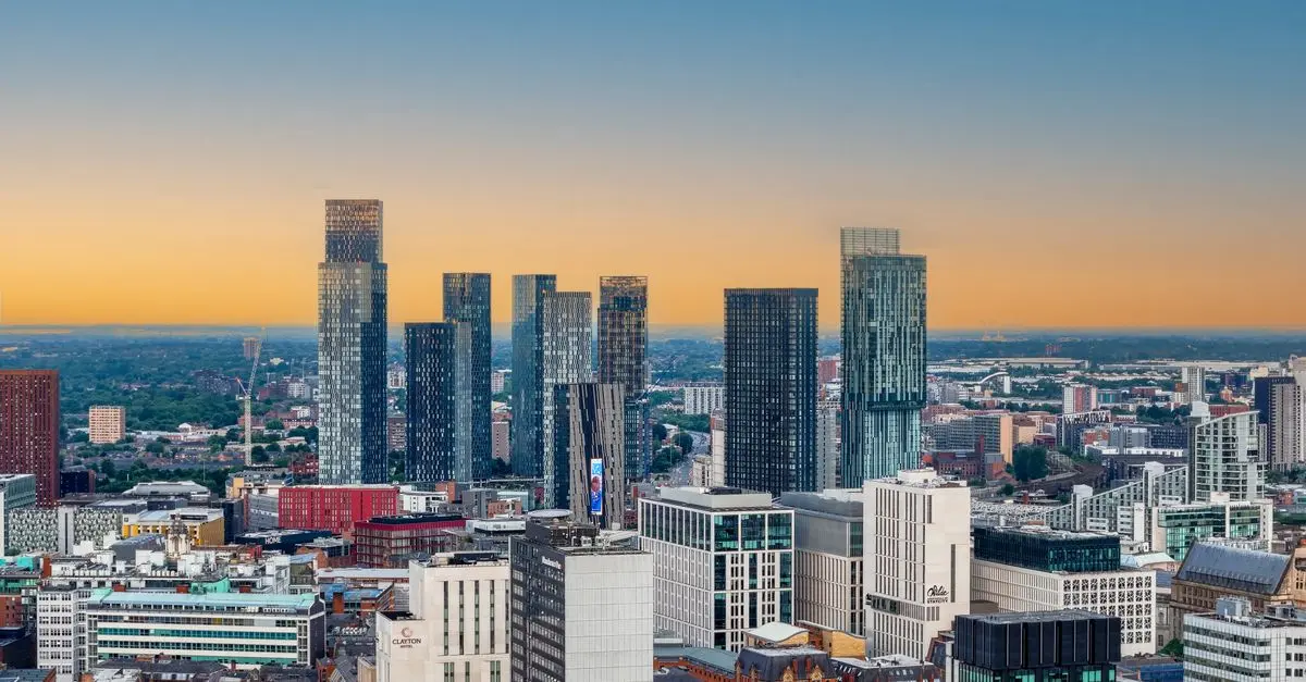 5 applications pour explorer les villes efficacement