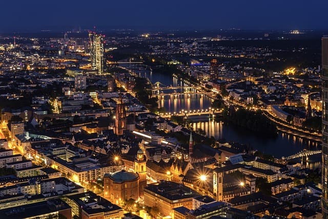 Les 10 monuments incontournables à voir dans les villes du monde